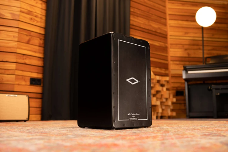 AETLSBK cajon marki meinl czarny cajon, sklep perkusyjny silesia drum.jpg