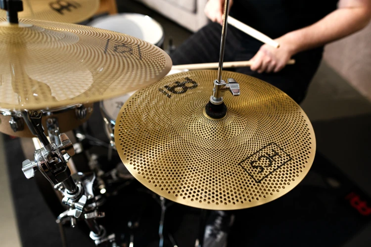 P-HCS14H hihat do grania po cichu silesia drum meinl.jpg