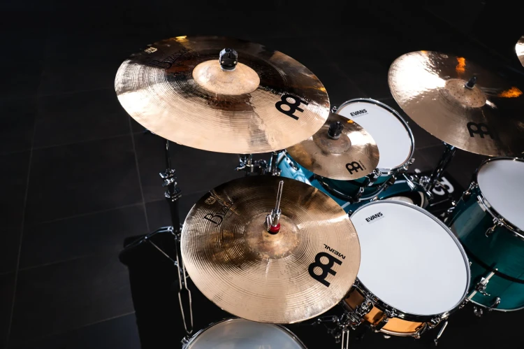 MEINL Cymbals Byzance Brilliant Polyphonic Crash 18 1 9_11zon.webp