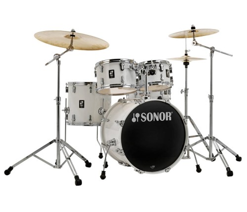 studio_set_aq1_w_2.jpg